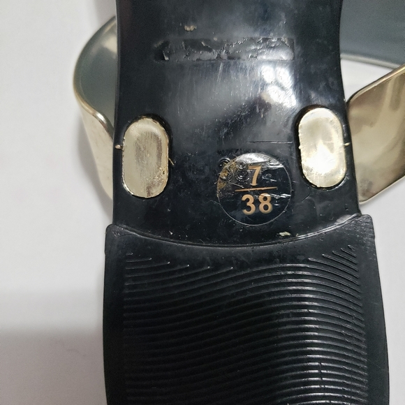 Bamboo Black And Gold Metallic Sandals Size 7 38EU - Picture 9 of 12